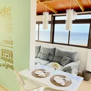 https://atico-en-primera-linea-de-playa-de-melenara.in-canary-islands.com